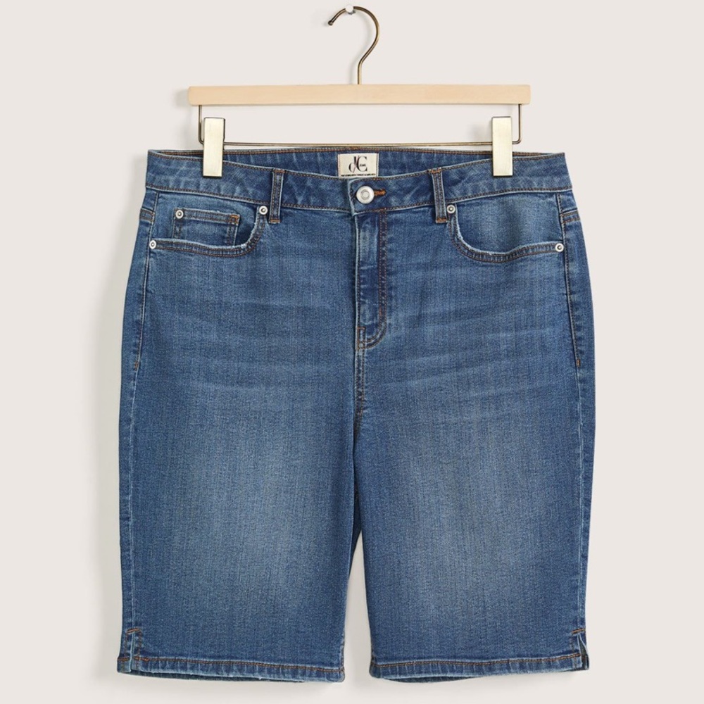 *NWT* Denim Bermuda Shorts, Medium Wash | Size 32W | Plus-Size